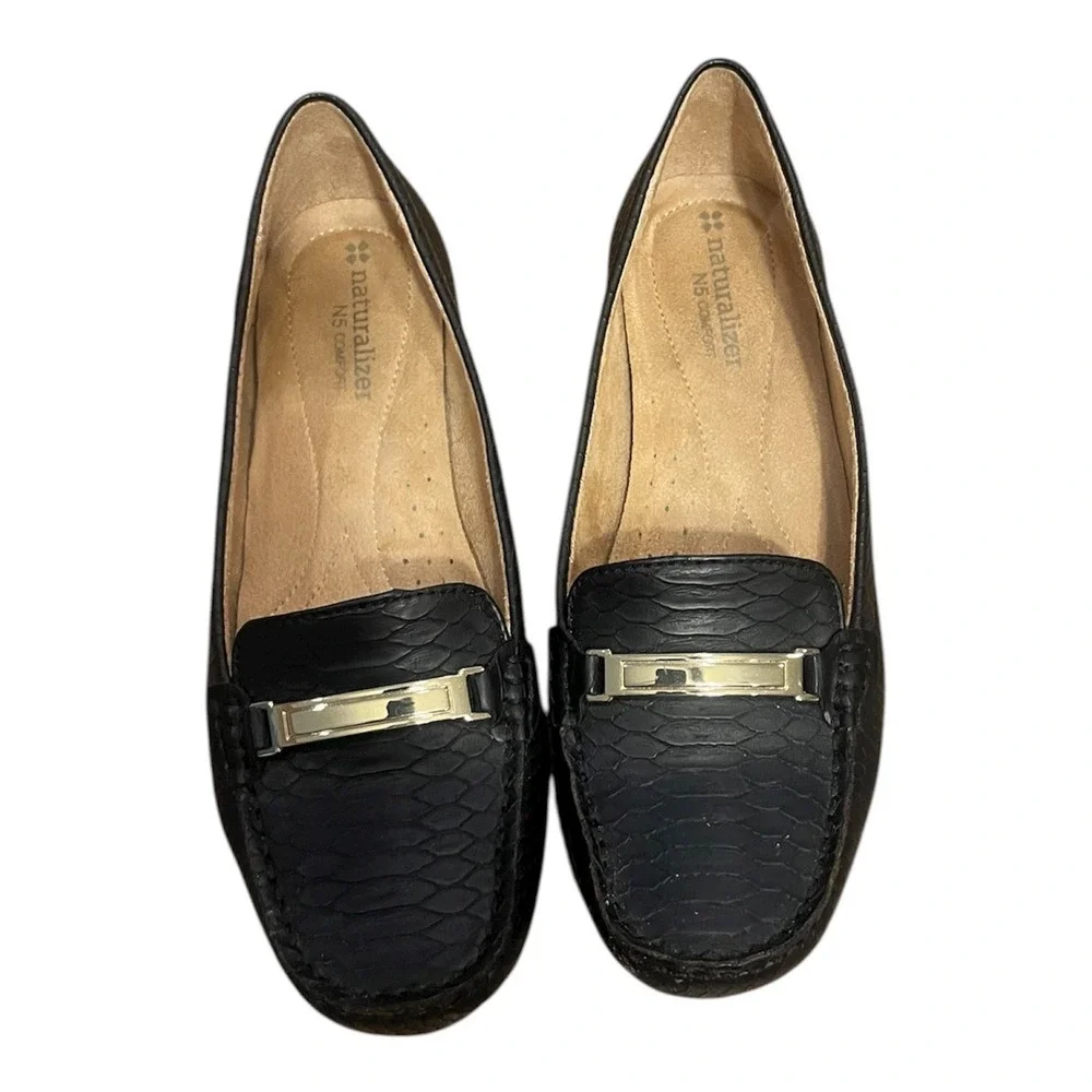Naturalizer Black Embossed Snake Print Loafer Flats‎ Women's Size 7M N5 Comfort